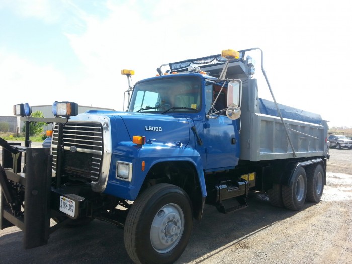 commercial truck painting near me